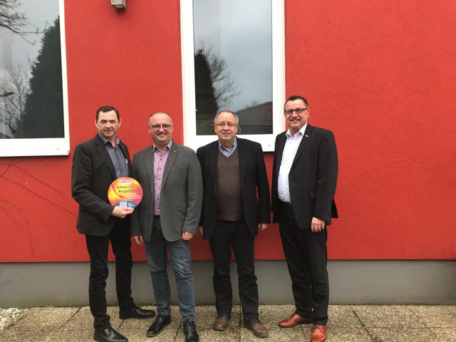 Die Vertreter der WKO Burgenland Harald Pokorny und Hannes Glantz sowie Bgm. Willi Goldenits und Wirtschaftsbundobmann Martin Sattler | Foto: Tadten