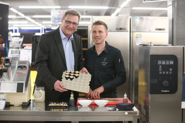 Klaus Leitner Geschäftsleitung Metro und Andreas Senn Salzburger 2-Sternekoch, | Foto: Neumayr