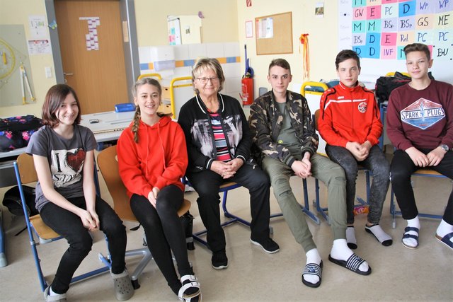 Hermine Liska hat in ihrer Jugend unter dem NS-Regime Schlimmes erlebt. In der NMS Kalsdorf erzählte sie als Zeitzeugin davon.