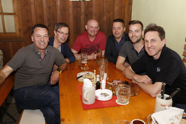 Peter Gahleitner (links) mit den Freunden Gerhard, Kurti, Bernhard, Reinhard und Sohn Daniel (2. von rechts).