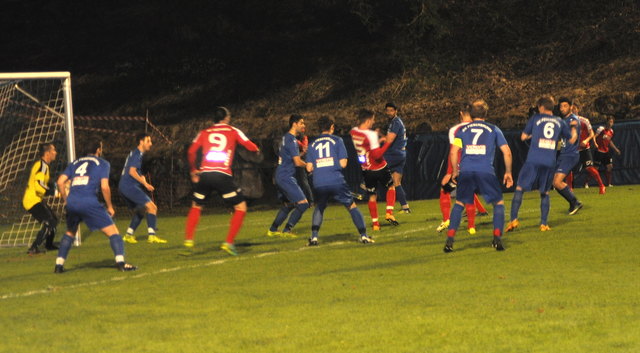 Die Fieberbrunner stemmten sich gegen die Niederlage – letztlich erfolglos.