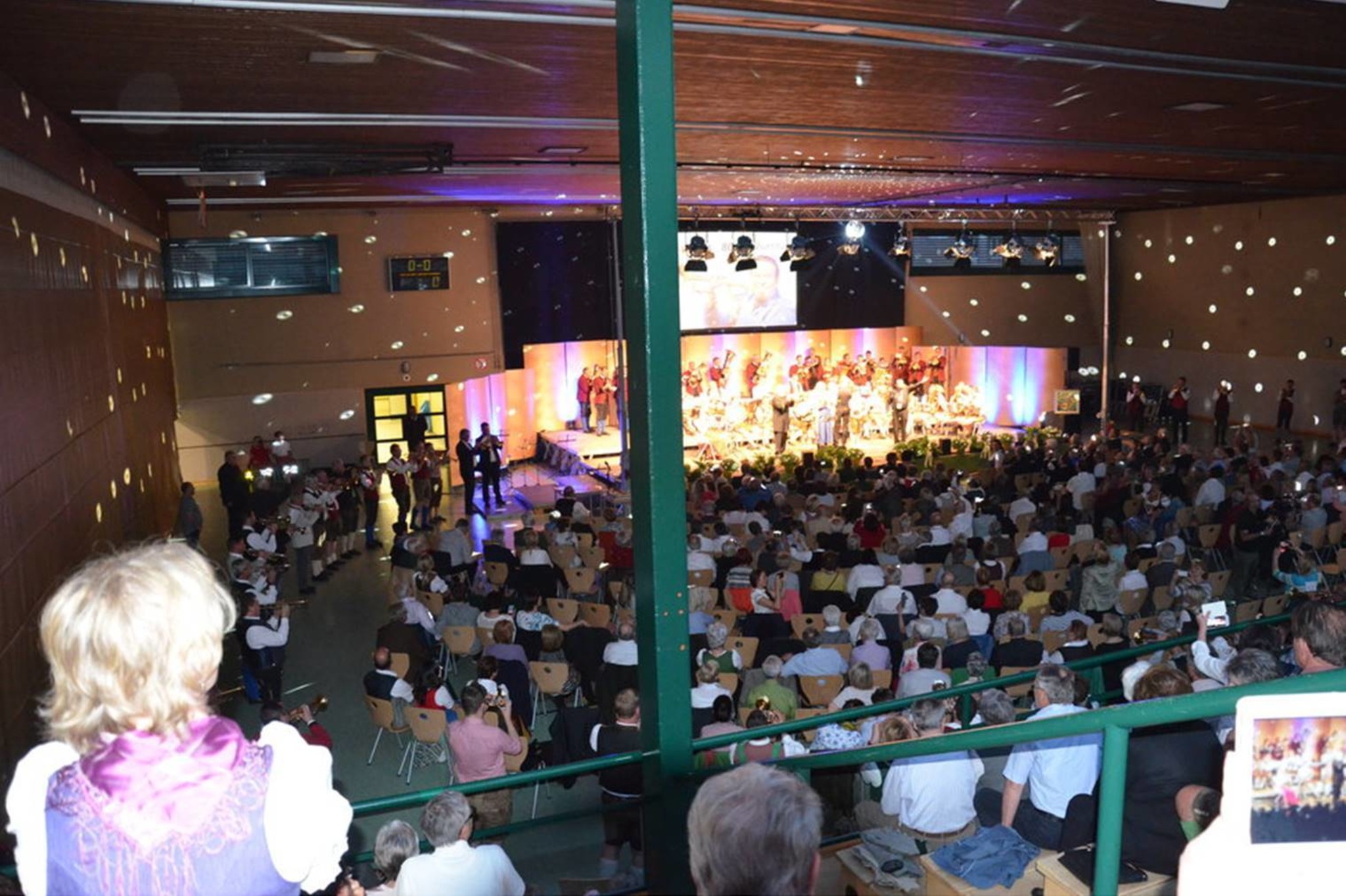 Musiker der Musikkapelle voest alpine Roseggerheimat Krieglach und des