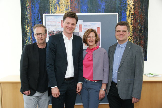 Stellten das Programm der horizonte 2018 vor: Bgm. Wolfgang Jörg, Karl-Hein Schütz, Birgit Hofer-Norz und StR. Jakob Egg (v.l.).