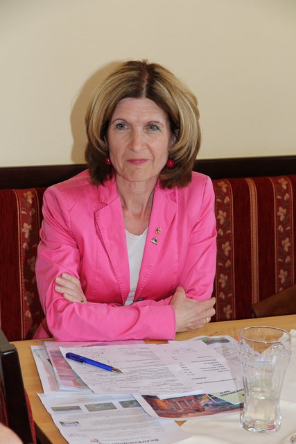 Ehrengast Bezirksobfrau BR Dr. Andrea Eder-Gitschthaler