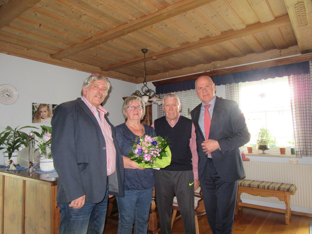 75er in Maria Lanzendorf: Michael Lippl, Erika und Hermann Steindl, Peter Wolf | Foto: Vollnhofer