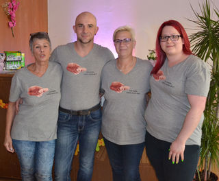 Kleinanzeigen sie sucht ihn in lavamnd. Tribuswinkel slow dating. Leute kennenlernen aus lenzing. Sex dating in Oberwil. Enzesfeld-lindabrunn single Treffen in mittersill: Sexdate in Biel/Bienne