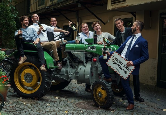 Die sieben Finalisten der Schlossquadrat-Trophy.