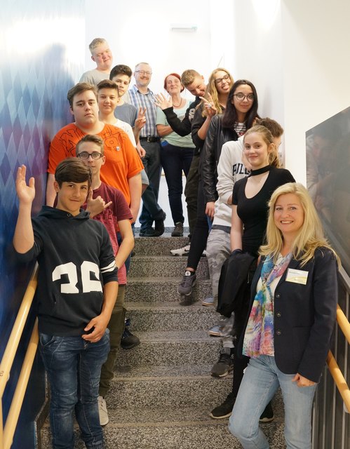 Schüler/innen der Polytechnischen Schule Baden, Dipl.-Päd. Andrea Kopriva und Dipl.-Päd. Werner Kopriva und Bernadet Putz (NÖGKK)