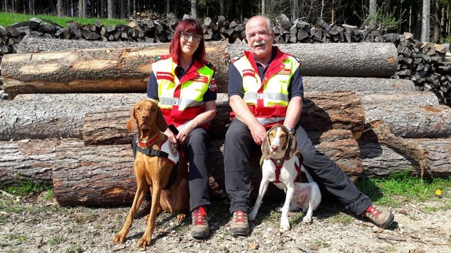 Franz Blatnik, Staffelkommandant und Edith Nessmann, Staffelkommandant Stv. KIT / SVA Team der Rettungshundestaffel Kärnten