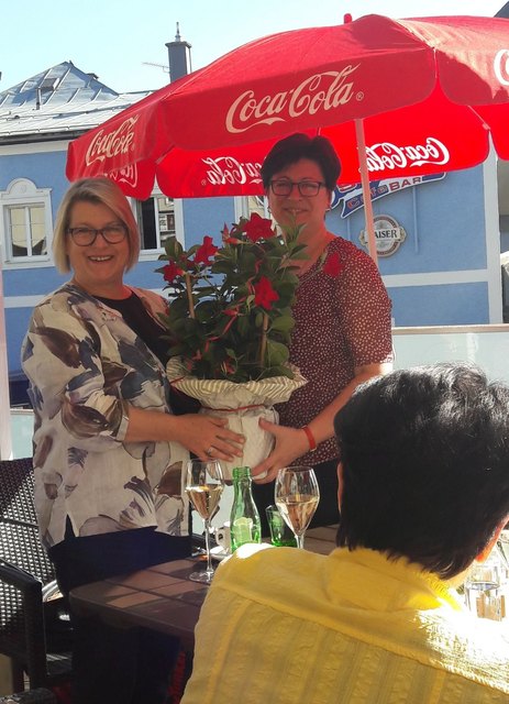 LAbg. Ulrike Wall und Rosa Ecker.