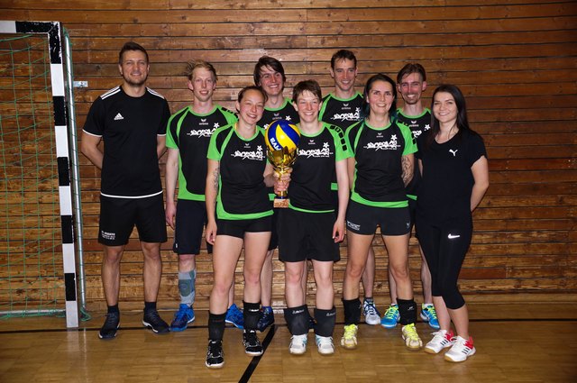 Die siegreichen Volleyballer aus Schwanenstadt