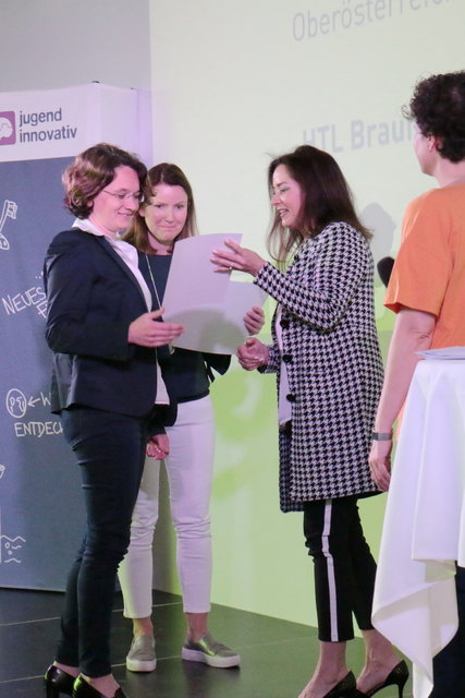 Innovativste Schule in Oberösterreich: Die HTL Braunau freut sich über die Anerkennung.