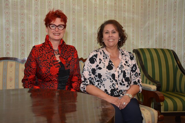 ,Leoben-Liebhaberinnen‘: Künstlerin Andrea Radinger-Reisner (l.) und Museumsleiterin und Kuratorin Susanne Leitner-Böchzelt.