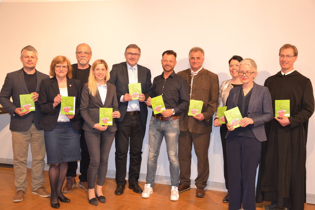 Mehrere Gemeinden arbeiteten für das neue Stifter-Projekt zusammen.