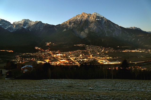 Marktgemeinde Telfs mit der Hohen Munde 2.662 m
