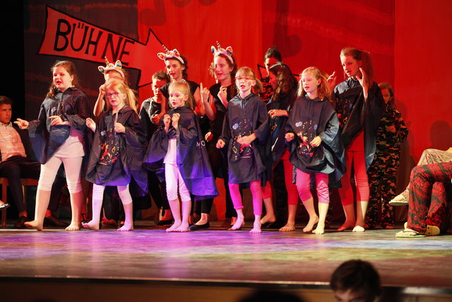 „Im Lullabye Land“ – so hieß das Stück, das von der Theatergruppe der LMS Bad Ischl im Kongress- & TheaterHaus aufgeführt wurde.