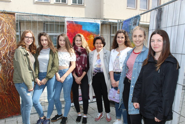 Die Schülerinnen der HLW Köflach waren als Künstlerinnen an dieser Ausstellung beteiligt.