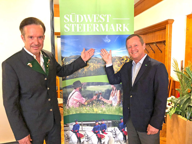 Guido Jaklitsch (l.) und Erich Neuhold setzen auf Digitalisierung für mehr Erfolg im Tourismus.