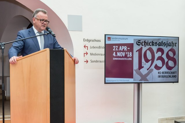 LH Hans Niessl eröffnete die Ausstellung.