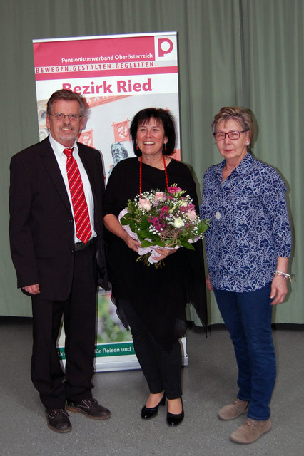 v.l.n.r.: PV-Bezirksvorsitzender Helmut Gruber, Landesrätin Birgit Gerstorfer und die stellvertretende PV-Bezirksvorsitzende Christine Bachinger