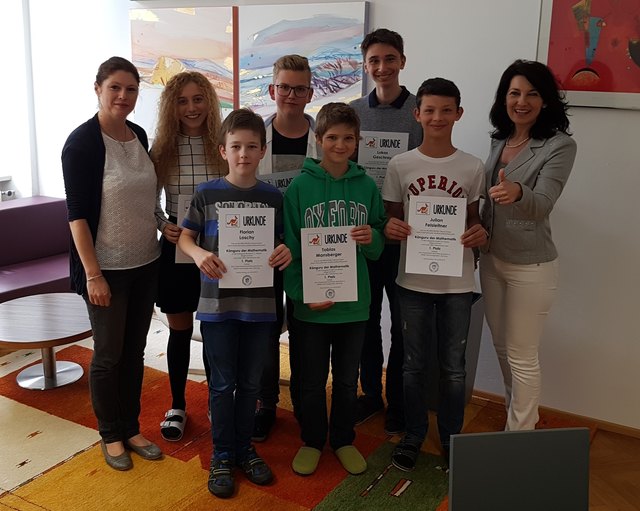 Die Schüler vom GYM Oberschützen zeichneten sich in der Mathematik aus.