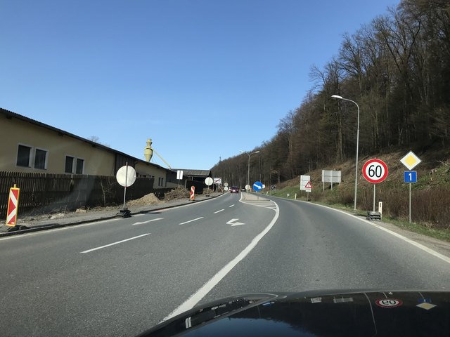 Noch eine Baustelle, im Sommer wird der neue, beleuchtete Radweg bis zum Gablitzer Sportplatz fertiggestellt sein