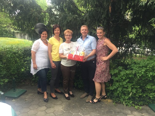 Von li. nach re. Stadträtin Margarete Sitz, GFin Christine Schlögl, Erika Edelbacher, Vizebürgermeister Horst Karas und Stadträtin Mag. Lidwina Unger. 
