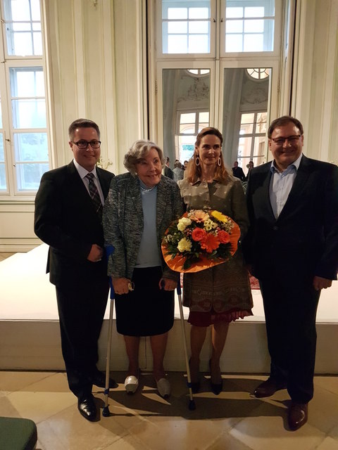 LAbg. Bgm. Markus Ulram, Baronin Marietheres Waldbott-Bassenheim, Gräfin Philippa Königsegg-Aulendorf, Vbgm. Ing. Paul Brunner