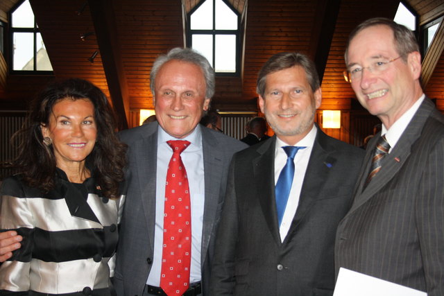 ABEND-Veranstaltungen(vlnr); Präsidentin Dr. Brigitte BIERLEIN –Präsident Dr. Josef HÖCHTL-EU-Kommissar Dr. Gio HAHN-Wirtschaftskammerpräsident Dr. Christoph LEITL