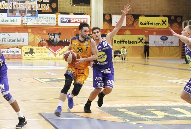 Topscorer der Panthers war Marko Car (l.) mit 47 Punkten.