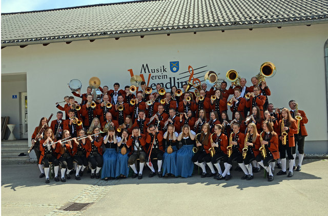 Die Wendlinger Musiker freuen sich schon auf das Partywochende: 18-20. Mai in der Reithalle Wendling.