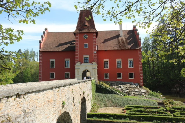 Eingangsbereich zum Wasserschloss.