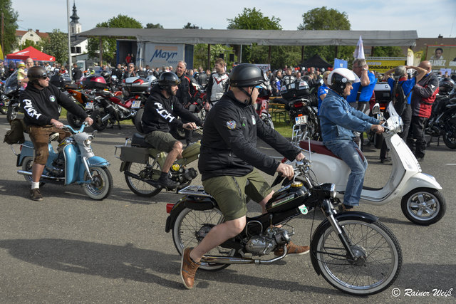 Oldtimer aus dem benachbarten Treffling