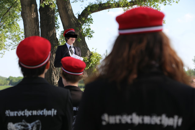 Die Rede der Wichsmeisterin: Die Walpurgisnacht steht im Zeichen der Erneuerung und dem Aufbruch in das goldene Matriarchat. | Foto: Burschenschaft Hysteria