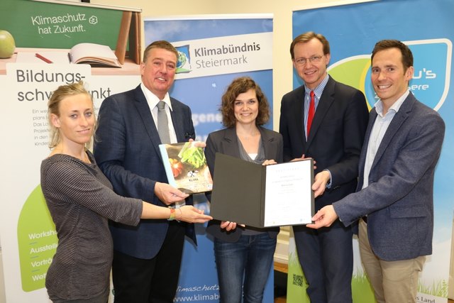 Natalie Weiß (Klimabündnis Österreich), LAbg. Klaus Zenz, Maria Eder von der Lokalen Energieagentur, Gottfried Kirchengast (Wegener Center Graz) und Friedrich Hofer (v.l.) vom Klimabündnis Steiermark.