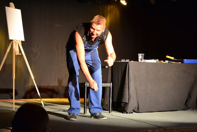 Anpacken lautete die Devise im Stand Up Club Fischamend | Foto: Richard Schuh