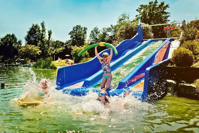 Zeit für jede Menge Spaß im kühlen Nass: Mit der Badesaison steigt auch in Graz-Umgebung die Lust, aktiv zu werden. | Foto: Lupi Spuma