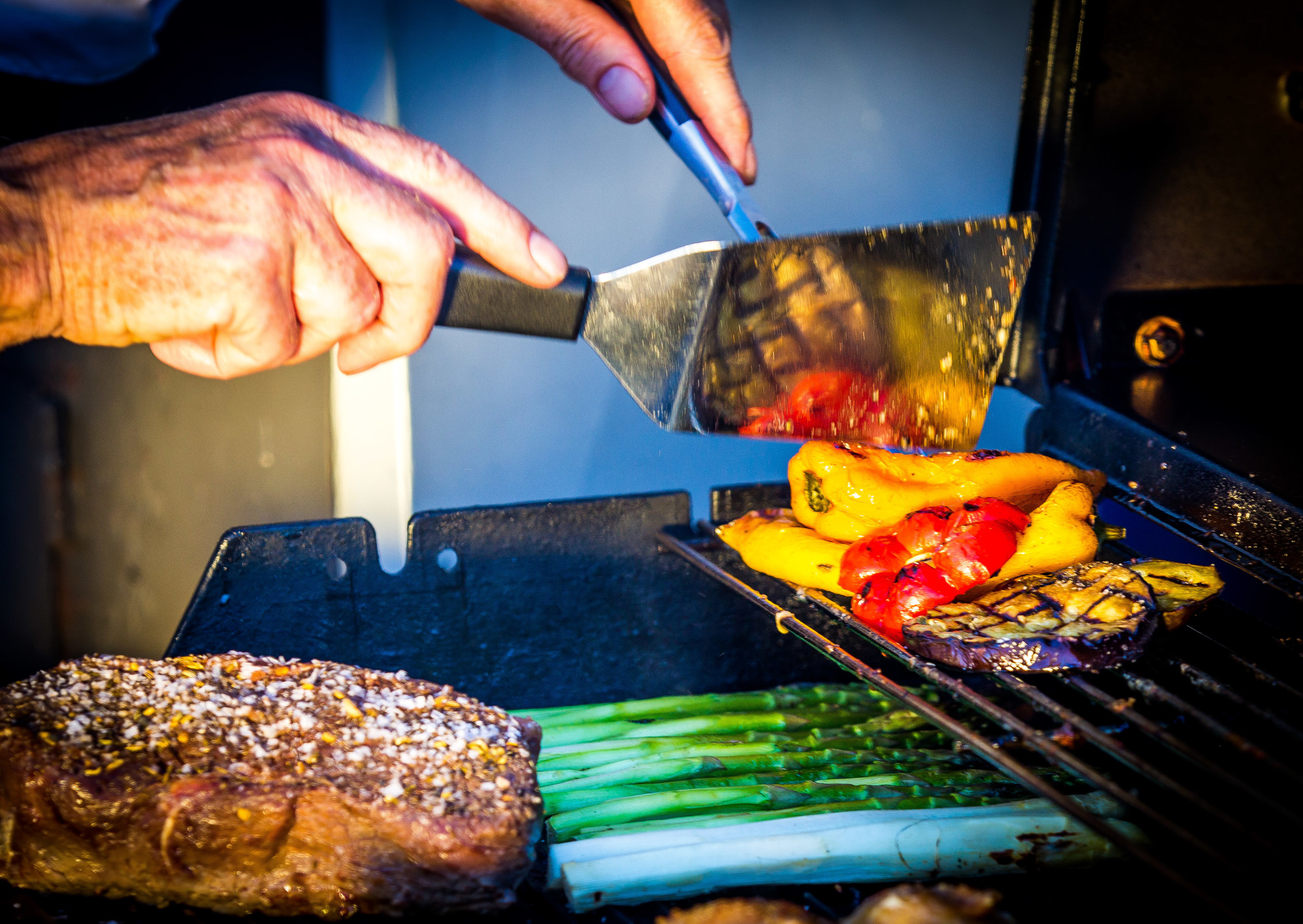 Steaks richtig grillen Maître Yves aus Lochen am See kennt die Tricks Braunau