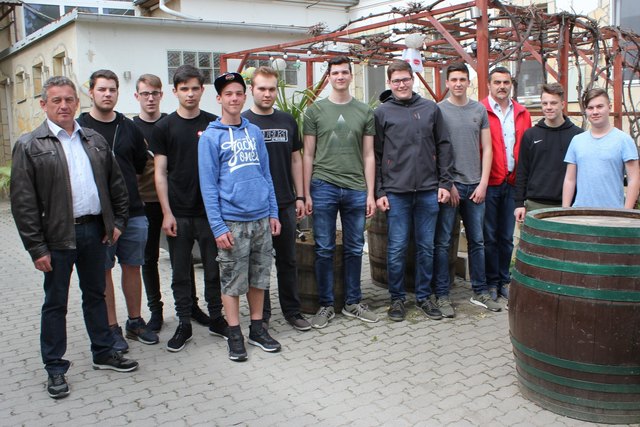 1. Reihe v.l.n.r.: Gerdelits Jan, Bosits Raffael, Wukics Christian, Kaltenecker Andrè, Fekete Raphael, Weiss Johannes, Volf Thomas, Brunner Bernd, Beigelbeck David, Günser Jochen