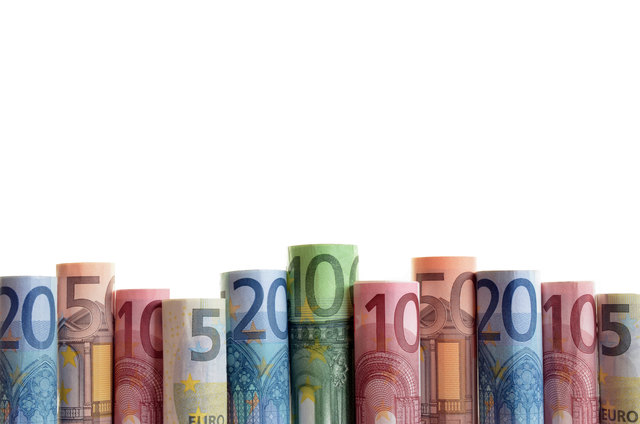 Der unbekannt Täter erbeutete Bargeld und Gutscheine. | Foto: o0matze0o/panthermedia.net