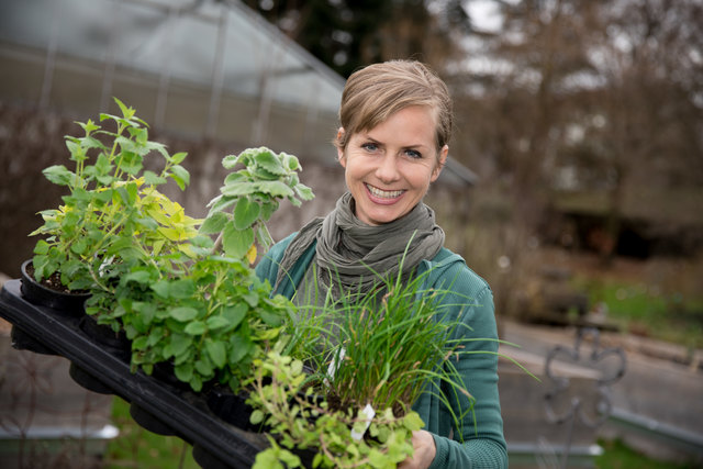 Gartenexpertin Anglika Ertl-Marko gibt Tipps zur Vielfalt im Garten. | Foto: Martin Wiesner