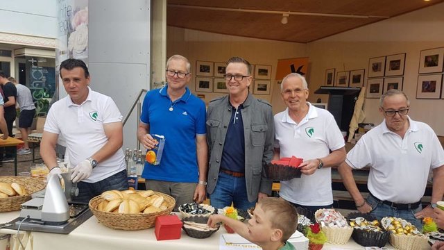 Auch beim 1. Maifrühstück gemeinsam aktiv: STR Hans Bernsteiner, Bgm. Helmut Linhart und Vize-Bgm. Alois Lipp | Foto: Linhart
