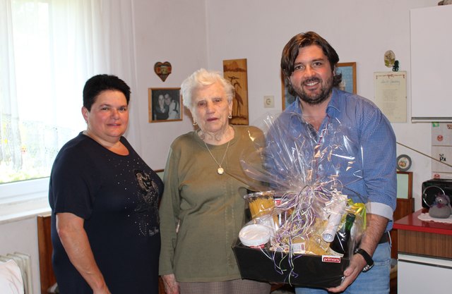 90. Geburtstag: GV Gerlinde Kainz, Theresia Leyrer und Bgm. Hans Unger | Foto: Gemeinde Oberschützen