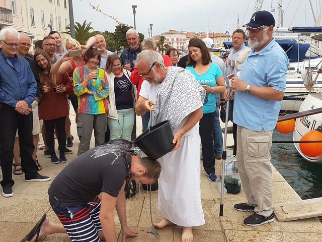 Beim Molenfest in Porec - mit Seemannstaufe.