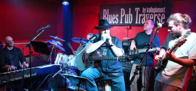 Green Henry Bluesband