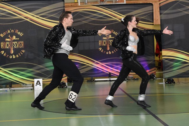Amtierende Wiener Meister A-Klasse (Main Class): Sonja & Christian in ihrer Fußtechnikrunde zu Michael Jackson