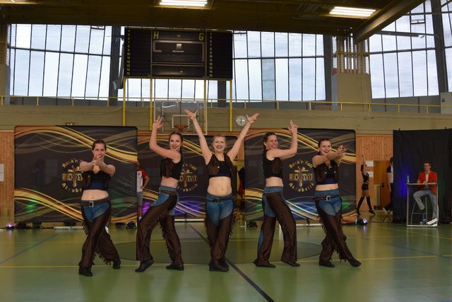 Miniformationen Ladies - Girls Like That Schlusspose