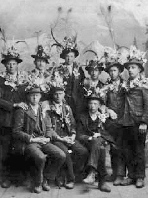 Musterung des Jahrgangs 1898 (Leogang)