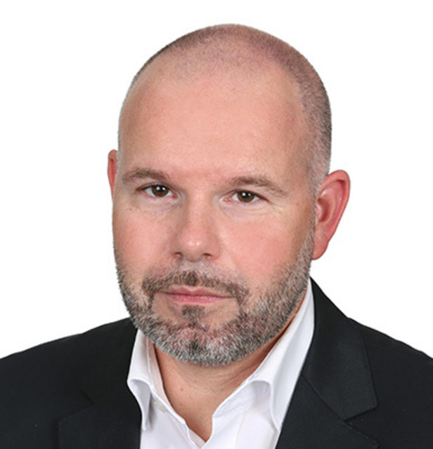 Udo Sonnenschein aus Eisenstadt ist Regionalkoordinator der Neos im Bezirk Eisenstadt/Umgebung. Er befürchtet keine Konsequenzen hinsichtlich der Rücktrittsankündigung von Neos-Chef Matthias Strolz. | Foto: Neos