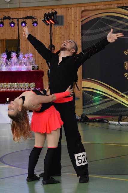 B-Klasse: Alexandra & Korbinian - Fußtechnikrunde: Schlusspose